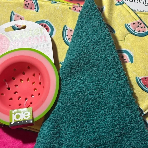 Joie Watermelon Cutting Board Set - Picture 4 of 14